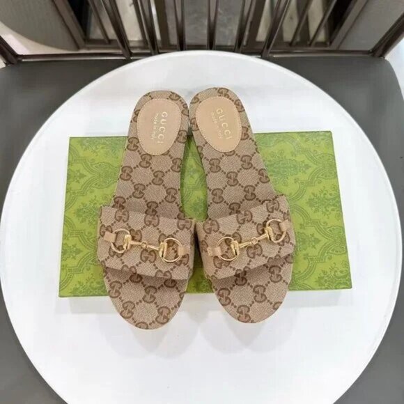 Gucci Beige and Gold Women's Slippers - Picture 1 of 6